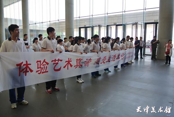 DSC_3928(1).JPG DSC_3928(1).JPG