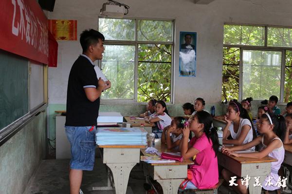 IMG_7957(1)(3).JPG IMG_7957(1)(3).JPG