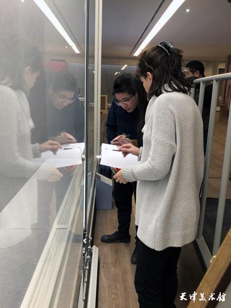 1318958409.jpg 1318958409.jpg