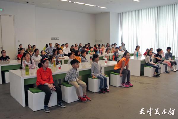 DSC_0011.JPG DSC_0011.JPG