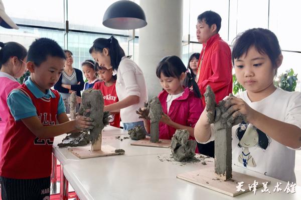 QQ图片20181009085532.jpg QQ图片20181009085532.jpg