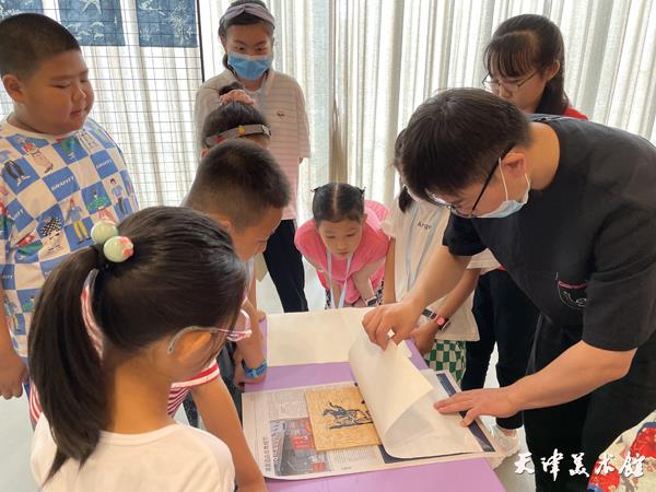 2版画 (4).JPG 2版画 (4).JPG